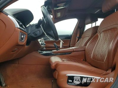 Zdjęcie 7 z 13 samochodu: 2020 BMW 750 XI VIN:WBA7U2C08LGM27154 - miniatura