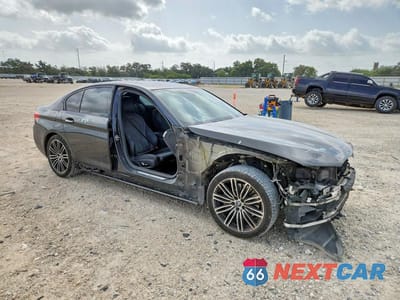 Czwarte zdjęcie samochodu z boku: 2017 BMW 540 I VIN:WBAJE5C36HG916898 - miniatura