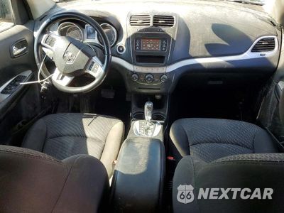 Zdjęcie 8 z 12 samochodu: 2018 DODGE JOURNEY SE VIN:3C4PDCAB6JT383547 - miniatura