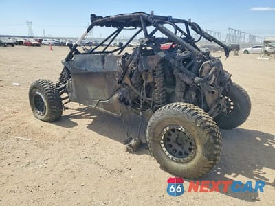 Trzecie zdjęcie samochodu z tyłu: 2019 CAN-AM MAVERICK X3 UTILITY VEHICLE VIN:3JBVXAW23KK001075 - miniatura