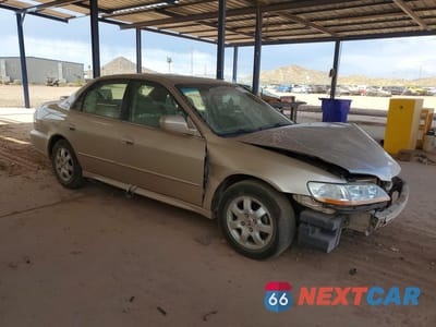 Czwarte zdjęcie samochodu z boku: 2001 HONDA ACCORD EX VIN:JHMCG66811C017039 - miniatura