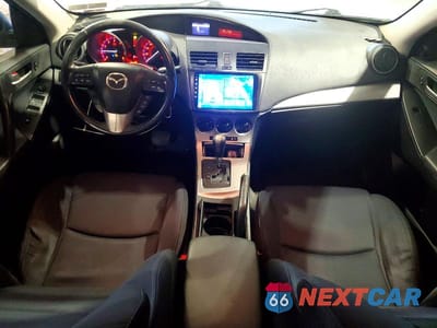 Zdjęcie 8 z 12 samochodu: 2011 MAZDA 3 S VIN:JM1BL1U5XB1379629 - miniatura