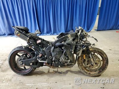 2013 YAMAHA YZFR1 JYARN23E1DA015243 - główne zdjęcie licytacji z USA - miniatura