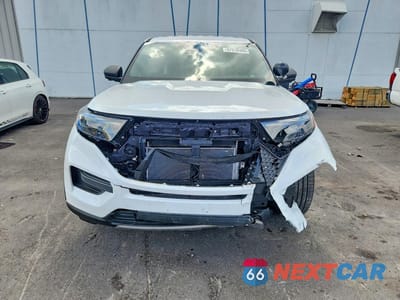 Piąte zdjęcie samochodu w środku: 2025 FORD EXPLORER POLICE INTERCEPTOR VIN:1FM5K8AB5SGA31667 - miniatura