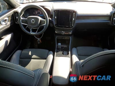 Zdjęcie 8 z 13 samochodu: 2023 VOLVO XC40 RECHARGE ULTIMATE VIN:YV4ED3UM2P2948713 - miniatura