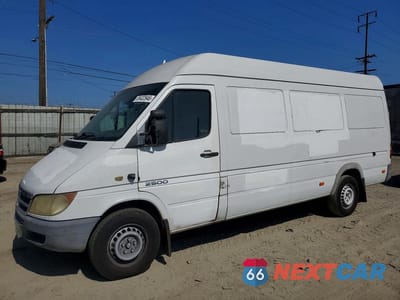 2005 DODGE SPRINTER 2500 DELIVERY VAN WD2PD744855745886 - główne zdjęcie licytacji z USA - miniatura