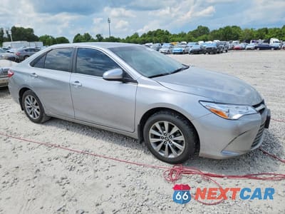 Czwarte zdjęcie samochodu z boku: 2016 TOYOTA CAMRY XLE VIN:4T4BF1FK3GR584596 - miniatura