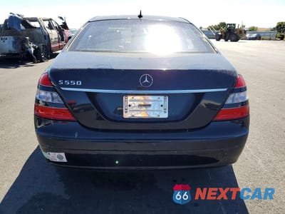 Zdjęcie 6 z 13 samochodu: 2007 MERCEDES-BENZ S 550 VIN:WDDNG71X07A118484 - miniatura