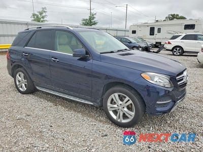 Czwarte zdjęcie samochodu z boku: 2017 MERCEDES-BENZ GLE 350 4MATIC VIN:4JGDA5HB3HA918456 - miniatura