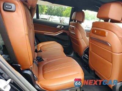Zdjęcie 11 z 14 samochodu: 2026 BMW X7 XDRIVE40I VIN:5UX23EM03T9378030 - miniatura