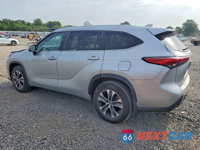Drugie zdjęcie samochodu z przodu: 2023 TOYOTA HIGHLANDER XLE VIN:5TDKDRBH2PS045307 - miniatura