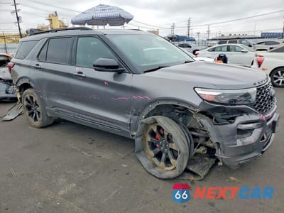 Czwarte zdjęcie samochodu z boku: 2021 FORD EXPLORER ST VIN:1FM5K8GC4MGB70949 - miniatura
