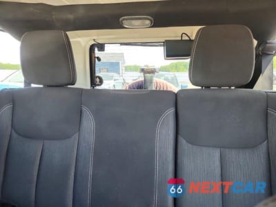 Zdjęcie 10 z 13 samochodu: 2011 JEEP WRANGLER UNLIMITED SPORT VIN:1J4BA3H17BL551297 - miniatura