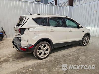 Trzecie zdjęcie samochodu z tyłu: 2019 FORD ESCAPE TITANIUM VIN:1FMCU9J92KUA56337 - miniatura