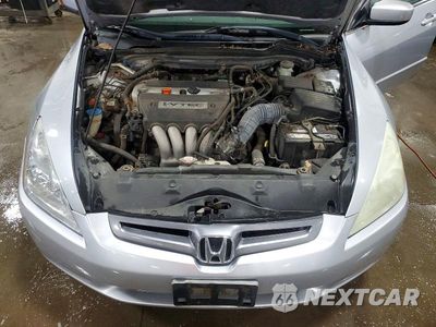 Zdjęcie 11 z 12 samochodu: 2005 HONDA ACCORD EX VIN:1HGCM56755A140180 - miniatura