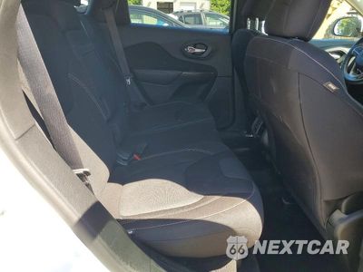 Zdjęcie 11 z 13 samochodu: 2015 JEEP CHEROKEE LATITUDE VIN:1C4PJLCB6FW607715 - miniatura