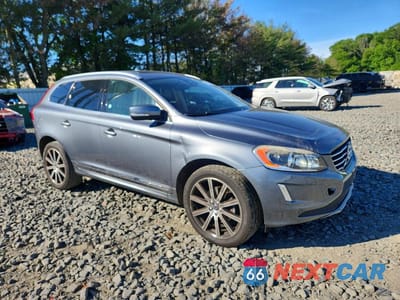 Czwarte zdjęcie samochodu z boku: 2017 VOLVO XC60 T6 INSCRIPTION VIN:YV449MRU5H2223068 - miniatura