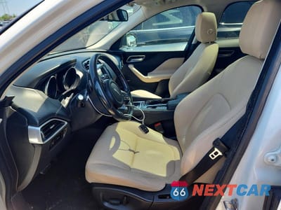 Zdjęcie 7 z 12 samochodu: 2017 JAGUAR F-PACE PREMIUM VIN:SADCJ2BN0HA095278 - miniatura