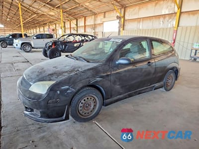2005 FORD FOCUS ZX3 3FAFP31N95R143883 - główne zdjęcie licytacji z USA - miniatura
