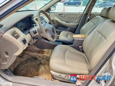 Zdjęcie 7 z 13 samochodu: 1998 HONDA ACCORD EX VIN:1HGCG5655WA183098 - miniatura