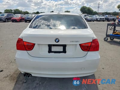 Zdjęcie 6 z 12 samochodu: 2011 BMW 328 I VIN:WBAPH7C54BE674517 - miniatura