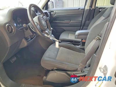 Zdjęcie 7 z 12 samochodu: 2014 JEEP PATRIOT LATITUDE VIN:1C4NJPFB4ED502918 - miniatura