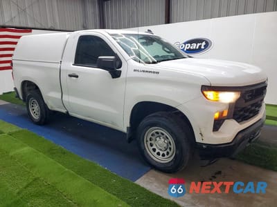 Czwarte zdjęcie samochodu z boku: 2023 CHEVROLET SILVERADO C1500 VIN:3GCNAAEK7PG363856 - miniatura