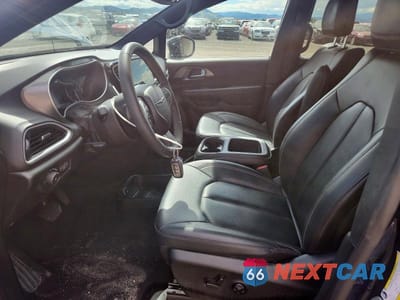 Zdjęcie 7 z 13 samochodu: 2025 CHRYSLER PACIFICA SELECT VIN:2C4RC1BG9SR509561 - miniatura