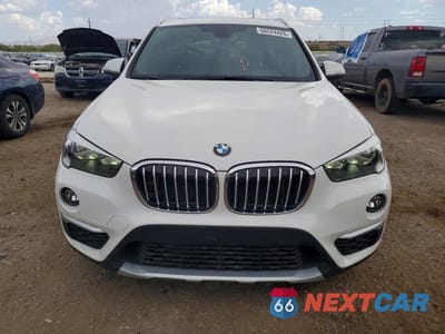 Piąte zdjęcie samochodu w środku: 2018 BMW X1 SDRIVE28I VIN:WBXHU7C31J5L07089 - miniatura