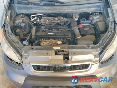 Zdjęcie 11 z 12 samochodu: 2010 KIA SOUL + VIN:KNDJT2A22A7178735 - miniatura
