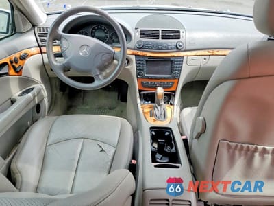 Zdjęcie 8 z 12 samochodu: 2006 MERCEDES-BENZ E 320 CDI VIN:WDBUF26J26A873133 - miniatura