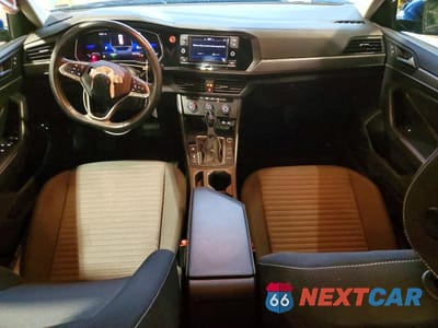 Zdjęcie 8 z 12 samochodu: 2024 VOLKSWAGEN JETTA S VIN:3VW5M7BU2RM088429 - miniatura