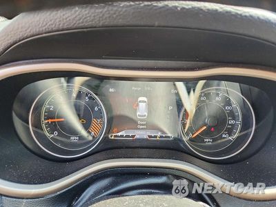 Zdjęcie 9 z 13 samochodu: 2015 JEEP CHEROKEE LIMITED VIN:1C4PJMDS4FW556574 - miniatura