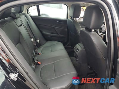 Zdjęcie 10 z 12 samochodu: 2019 JAGUAR XE PREMIUM VIN:SAJAD4FX3KCP46739 - miniatura