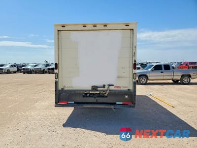 Zdjęcie 6 z 12 samochodu: 2012 GMC SAVANA BOX TRUCK VIN:1GD374CG7C1905063 - miniatura