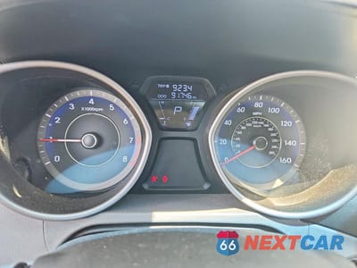 Zdjęcie 9 z 12 samochodu: 2011 HYUNDAI ELANTRA LIMITED VIN:KMHDH4AEXBU124327 - miniatura