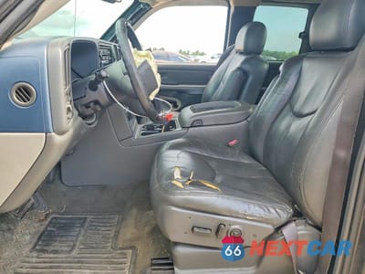 Zdjęcie 7 z 12 samochodu: 2004 GMC NEW SIERRA C1500 VIN:1GTEC19T14Z207126 - miniatura