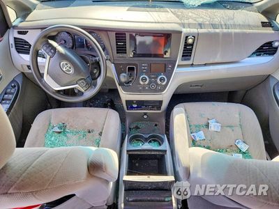 Zdjęcie 8 z 13 samochodu: 2016 TOYOTA SIENNA LE VIN:5TDKK3DC7GS700310 - miniatura