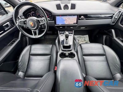 Zdjęcie 9 z 10 samochodu: 2019 PORSCHE CAYENNE VIN:WP1AA2AY1KDA13707 - miniatura