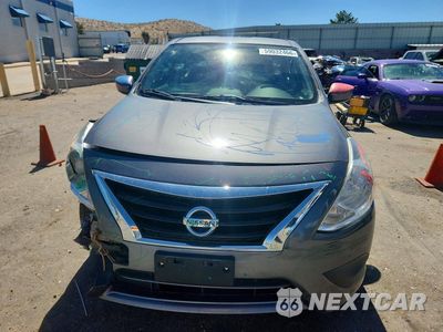 Piąte zdjęcie samochodu w środku: 2018 NISSAN VERSA S PLUS VIN:3N1CN7AP4JL837263 - miniatura