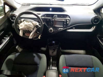 Zdjęcie 8 z 12 samochodu: 2015 TOYOTA PRIUS C TWO VIN:JTDKDTB35F1091212 - miniatura