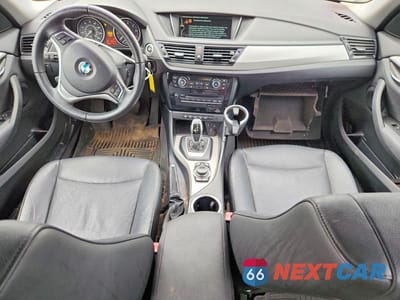 Zdjęcie 8 z 12 samochodu: 2015 BMW X1 XDRIVE28I VIN:WBAVL1C58FVY32527 - miniatura