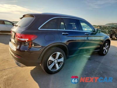 Trzecie zdjęcie samochodu z tyłu: 2017 MERCEDES-BENZ GLC 300 4MATIC VIN:WDC0G4KB8HF142259 - miniatura