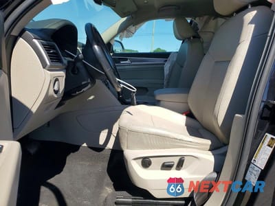 Zdjęcie 7 z 13 samochodu: 2019 VOLKSWAGEN ATLAS SE VIN:1V2UR2CA3KC569268 - miniatura