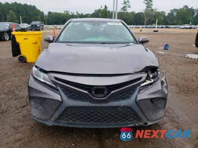 Piąte zdjęcie samochodu w środku: 2019 TOYOTA CAMRY SE VIN:4T1B11HK4KU252651 - miniatura