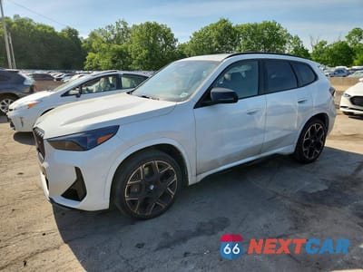 2024 BMW X1 WBX13EF01R5Y99177 - główne zdjęcie licytacji z USA - miniatura