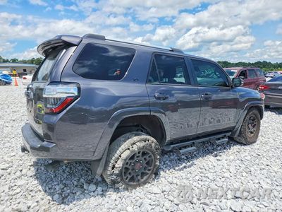 Trzecie zdjęcie samochodu z tyłu: 2022 TOYOTA 4RUNNER SR5 PREMIUM VIN:JTEFU5JR9N5265529 - miniatura
