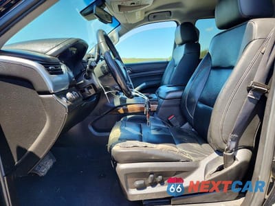 Zdjęcie 7 z 13 samochodu: 2019 CHEVROLET SUBURBAN K1500 LT VIN:1GNSKHKC8KR164224 - miniatura