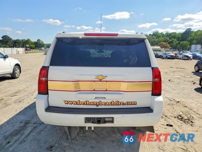 Zdjęcie 6 z 13 samochodu: 2016 CHEVROLET SUBURBAN K1500 VIN:1GNSKKEC4GR386713 - miniatura
