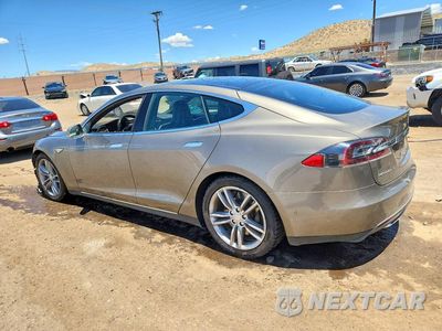 Drugie zdjęcie samochodu z przodu: 2015 TESLA MODEL S 70D VIN:5YJSA1S28FF091930 - miniatura
